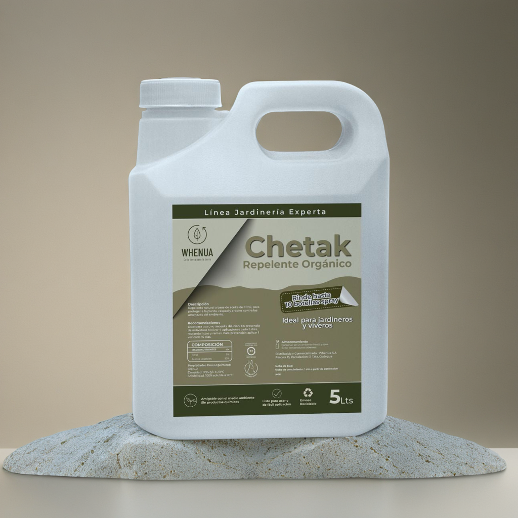 Envase de Chetak 5L de Whenua, repelente natural con citral que aleja insectos de las plantas